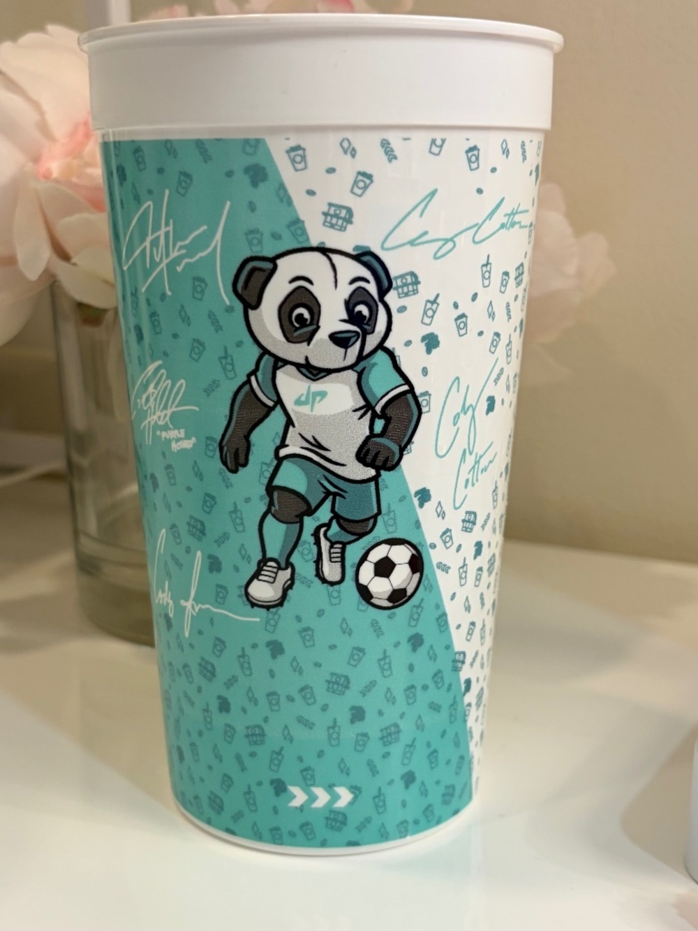 7 Brew Panda Brewed Perfect Collectors Cup Limited Edition 32 oz